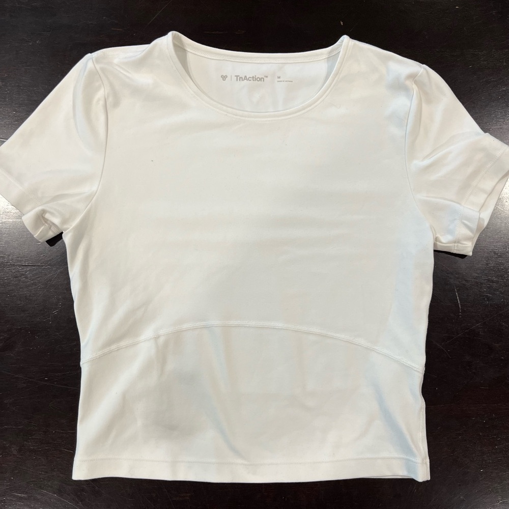 Aritzia TnaBUTTER Bound T-Shirt in White